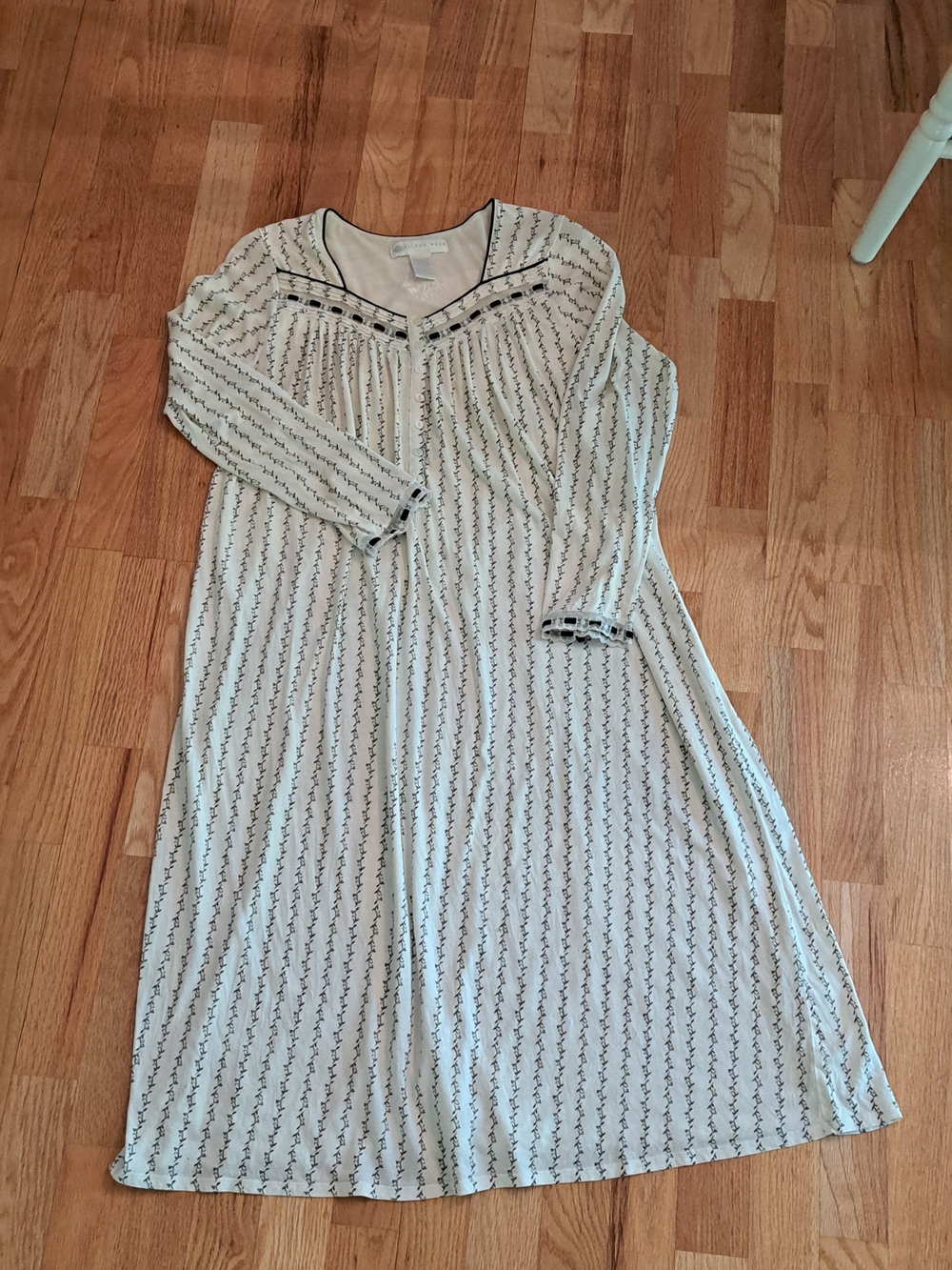 Eileen West Cream Top with Black Vine Print Trim